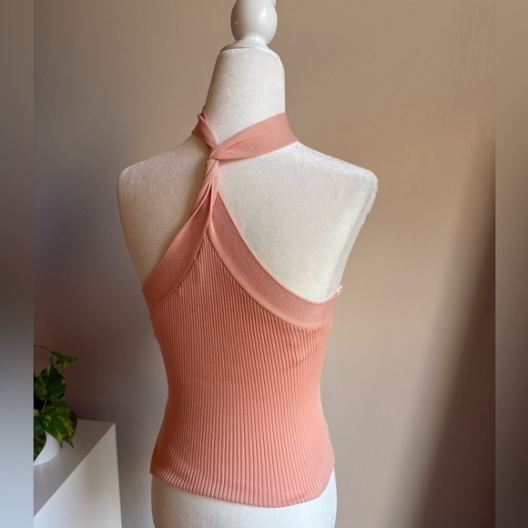 Sleeveless Ribbed Halter Top - Pink - Picture 3 of 4